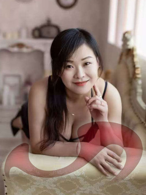 Asia Girls: Bild Asia Girl Nina in Wien