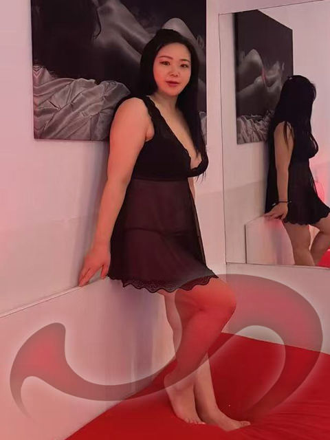 Asia Girls: Bild Asia Girl Emi in Wien