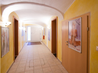 Sex Jobs | Erotik Immobilien: Bild OaseX - Zimmer-Vermietung in Klagenfurt