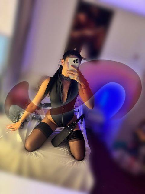 Girls | Models | Callgirls: Bild Roberta in Wals/Salzburg