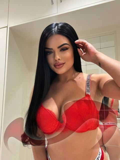 Girls | Models | Callgirls: Bild Kardashian, 24. in Graz