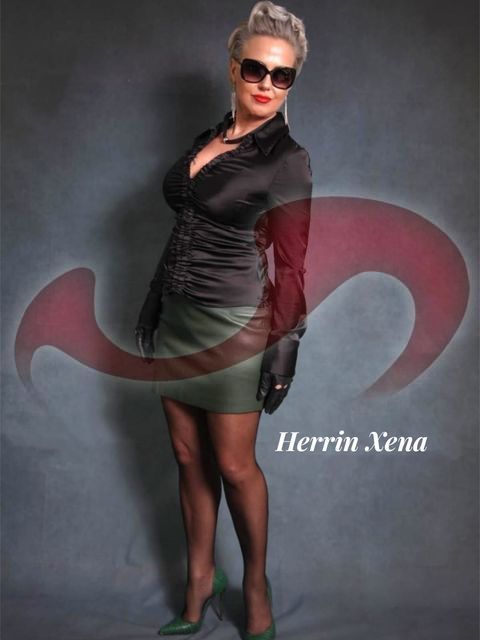 Domina | BDSM: Bild Herrin Xena in Wals/Salzburg