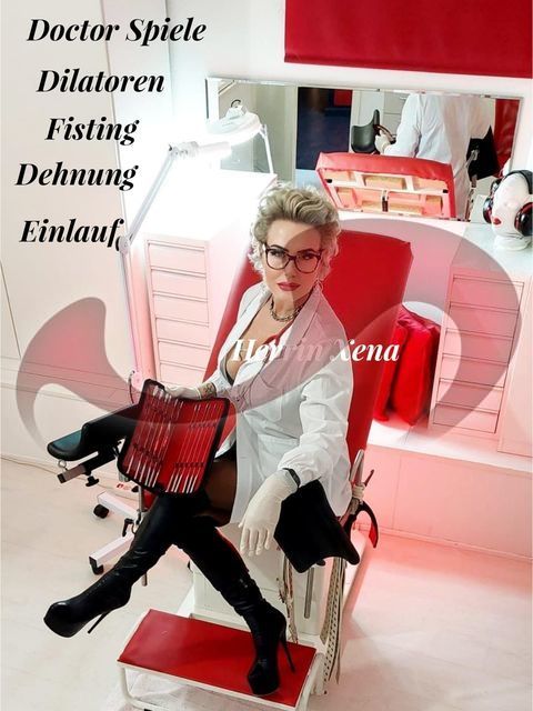 Domina | BDSM: Bild Herrin Xena in Wals/Salzburg