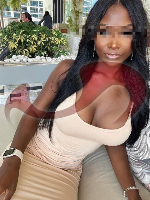 Girls | Models | Callgirls: Bild Paloma in Innsbruck