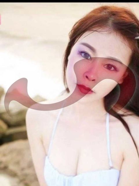 Girls | Models | Callgirls: Bild Xixi 1 - China * NEU * in Sattledt