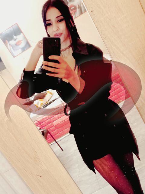 Girls | Models | Callgirls: Bild Lara in Innsbruck