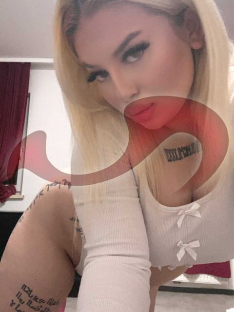 Girls | Models | Callgirls: Bild July in Kemmelbach