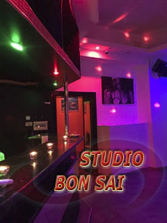 - Asia Girls:  Asia Studio Bon Sai  in Wien  / Wien , Puchsbaumgasse 49