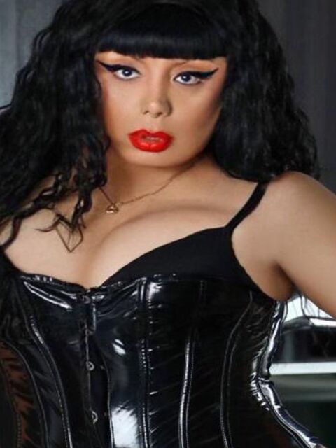 TS DOMINA IVANNA in Oberösterreich / Linz , Wiener Straße 680