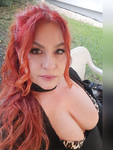 - Girls | Models | Callgirls:  Mina  in Oberösterreich  / Linz , Gürtelstraße 30a /