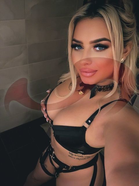 - Girls | Models | Callgirls:  Beatrice  in Oberösterreich  / Braunau , Neue Innbrückenstraße 1