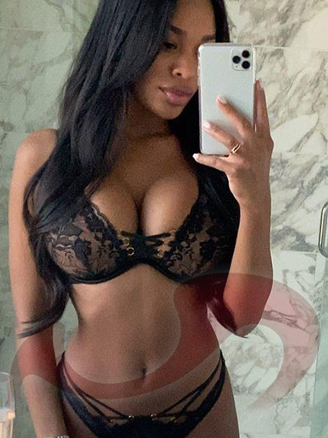  - Big Boobs | geile Titten:  Mia  in Wien  / Wien , Zollgasse 3 